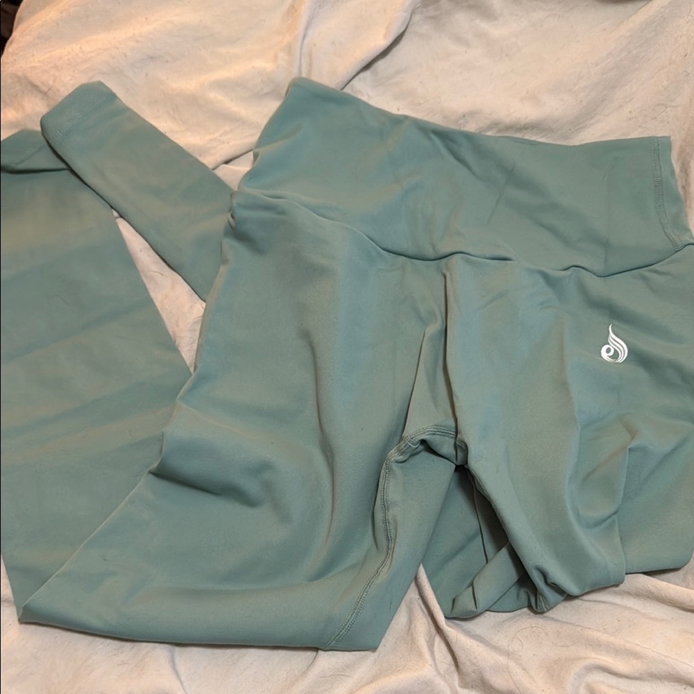 Ryderwear Scrunch Leggings